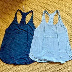 Lululemon Tanks. Size S